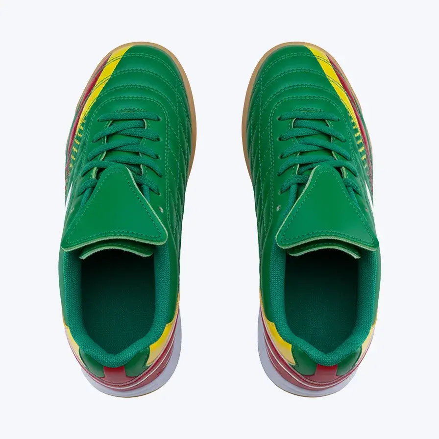 Sneakers green with color accents