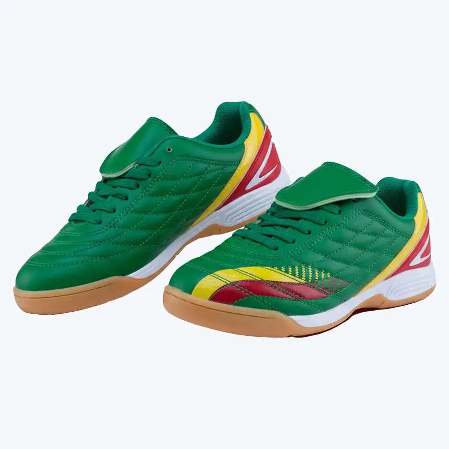 Sneakers green with color accents
